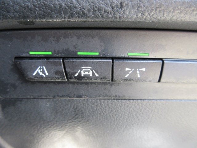 17 318i(109)black-27