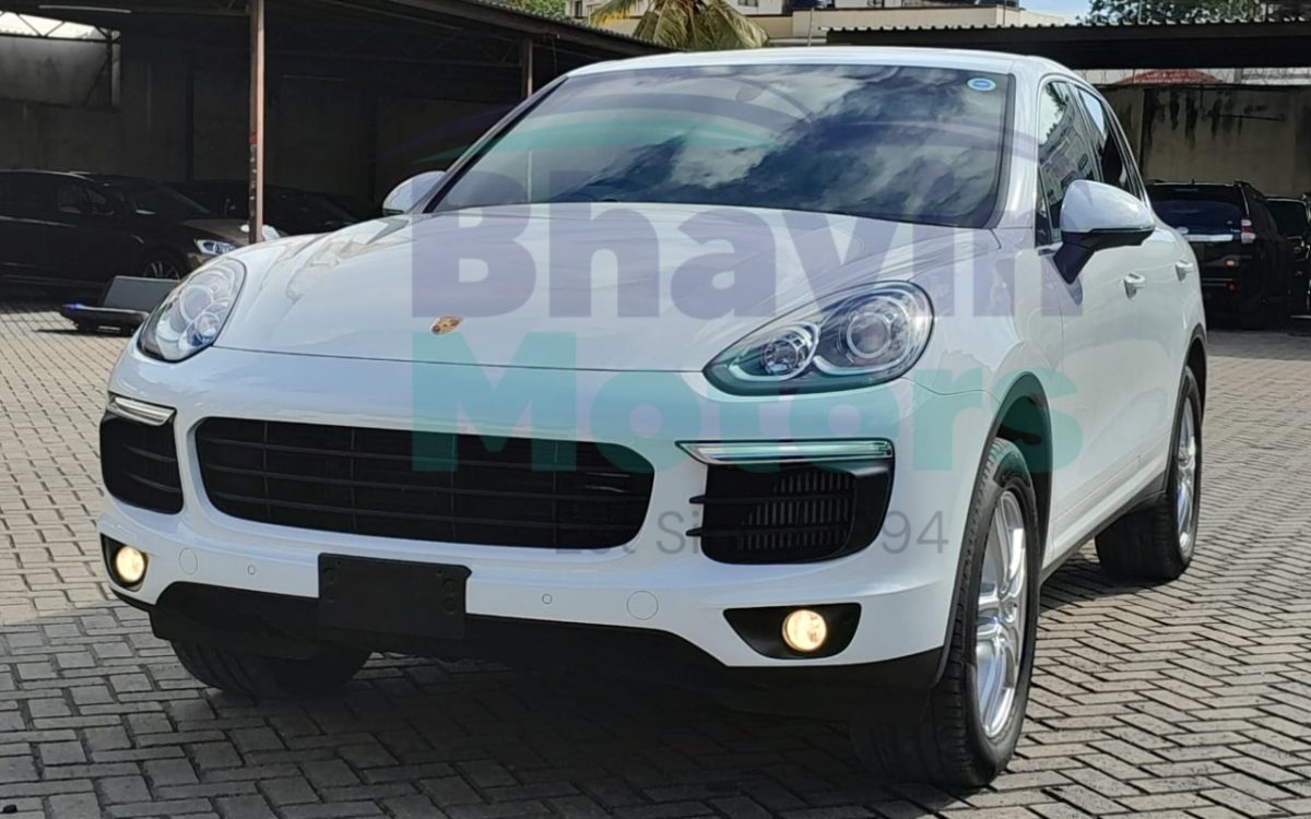 GridArt_20240621_091836903