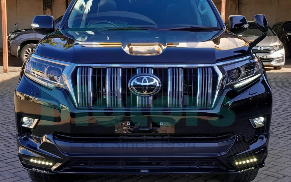 GridArt_20240703_145953303