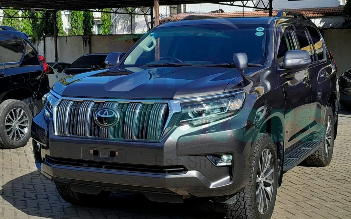 GridArt_20240703_152336936