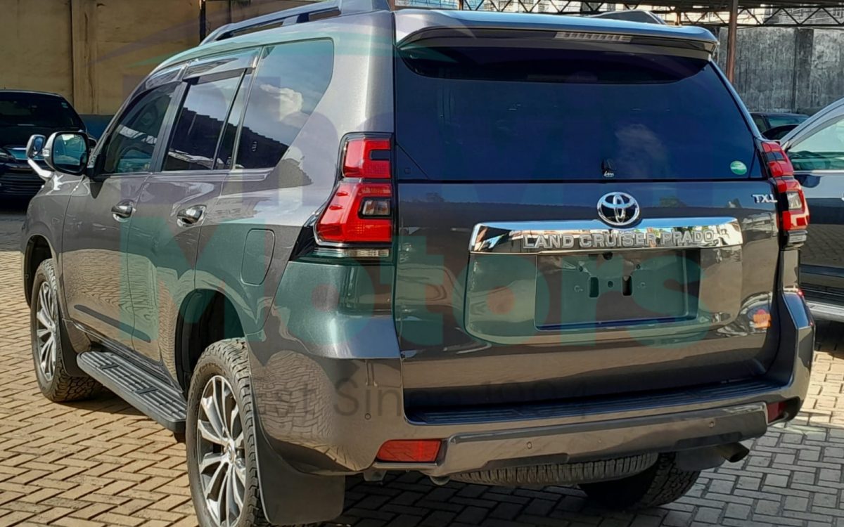 GridArt_20240703_152424608