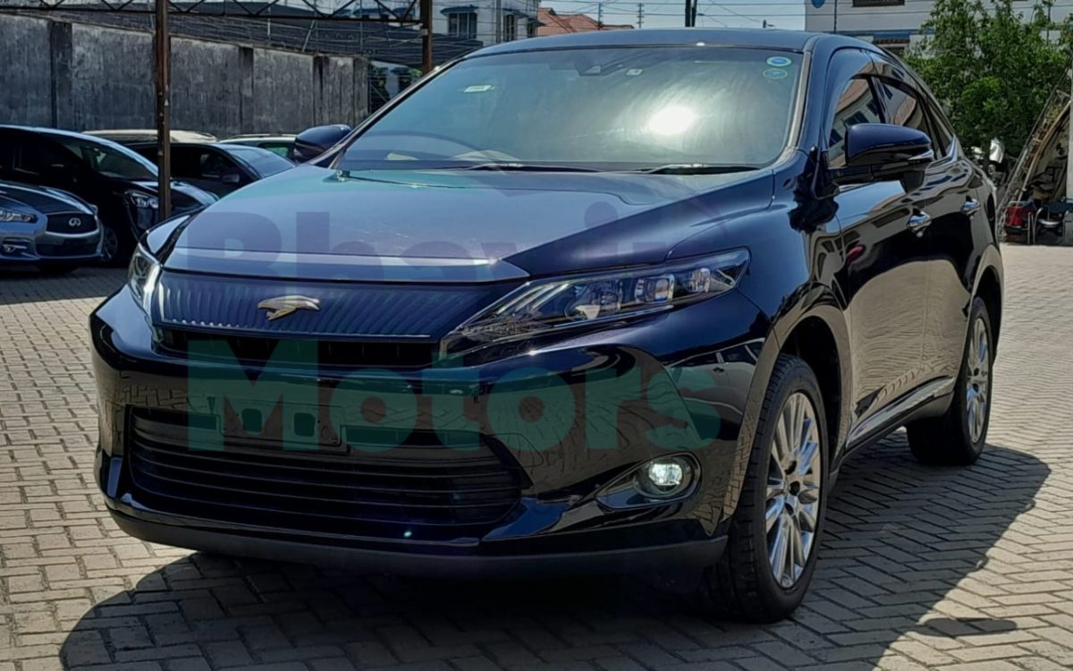 GridArt_20240823_120201926