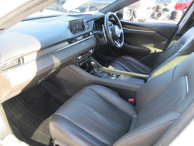 18 Atenza Sedan(497)pearl-03