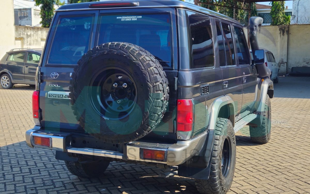 GridArt_20241114_095414203