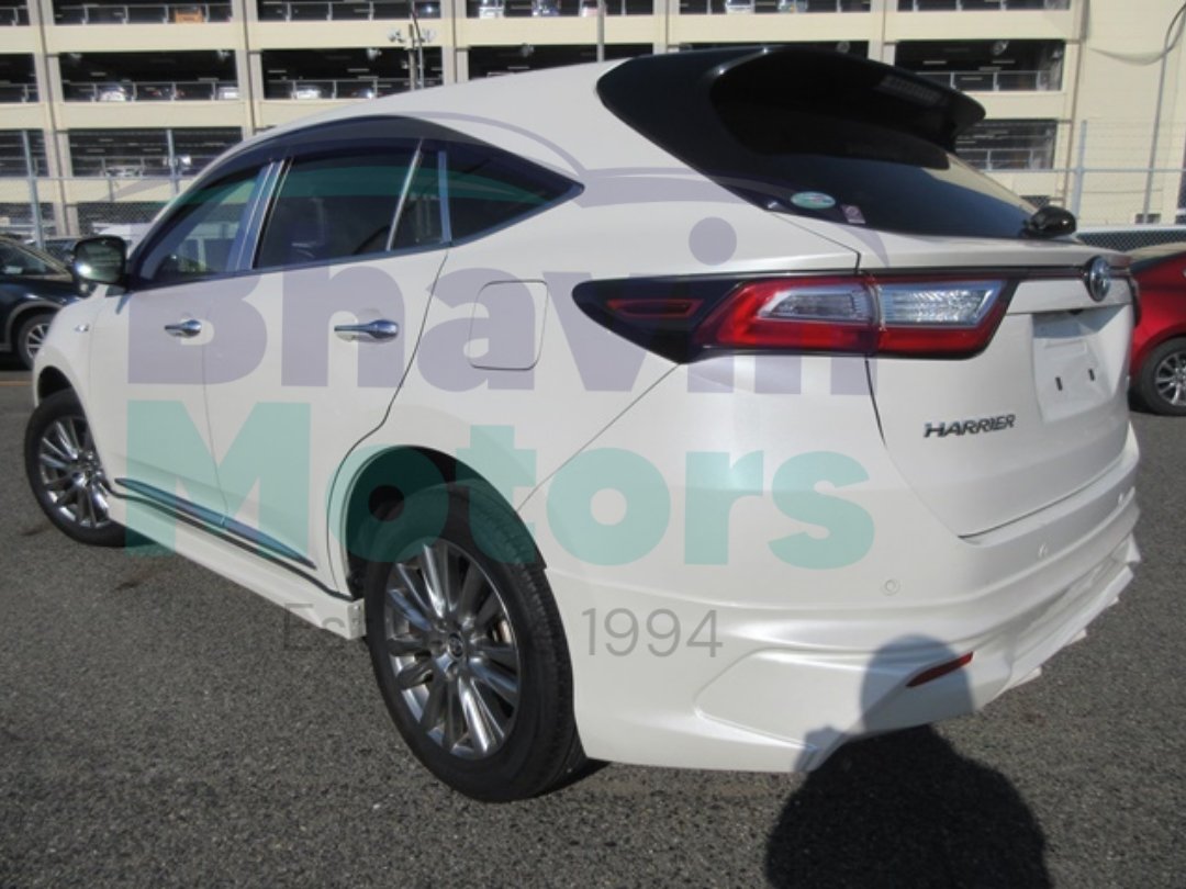 GridArt_20241213_124238216