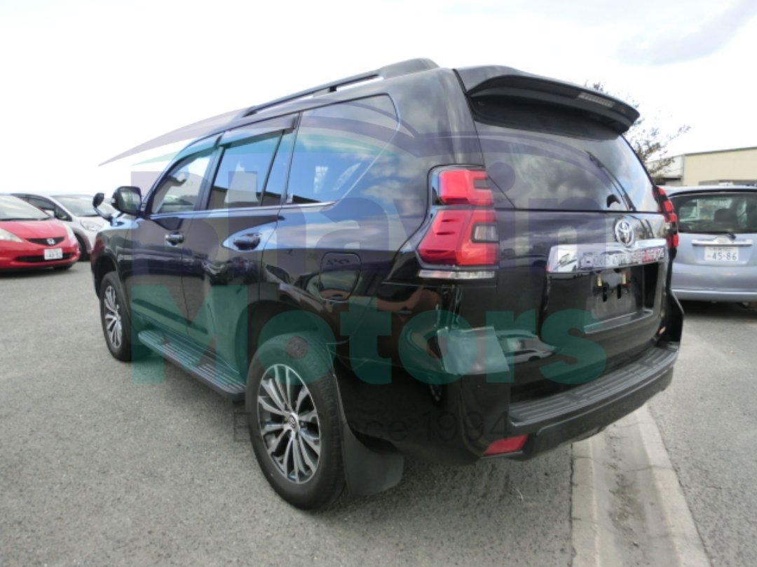 GridArt_20241214_095607050