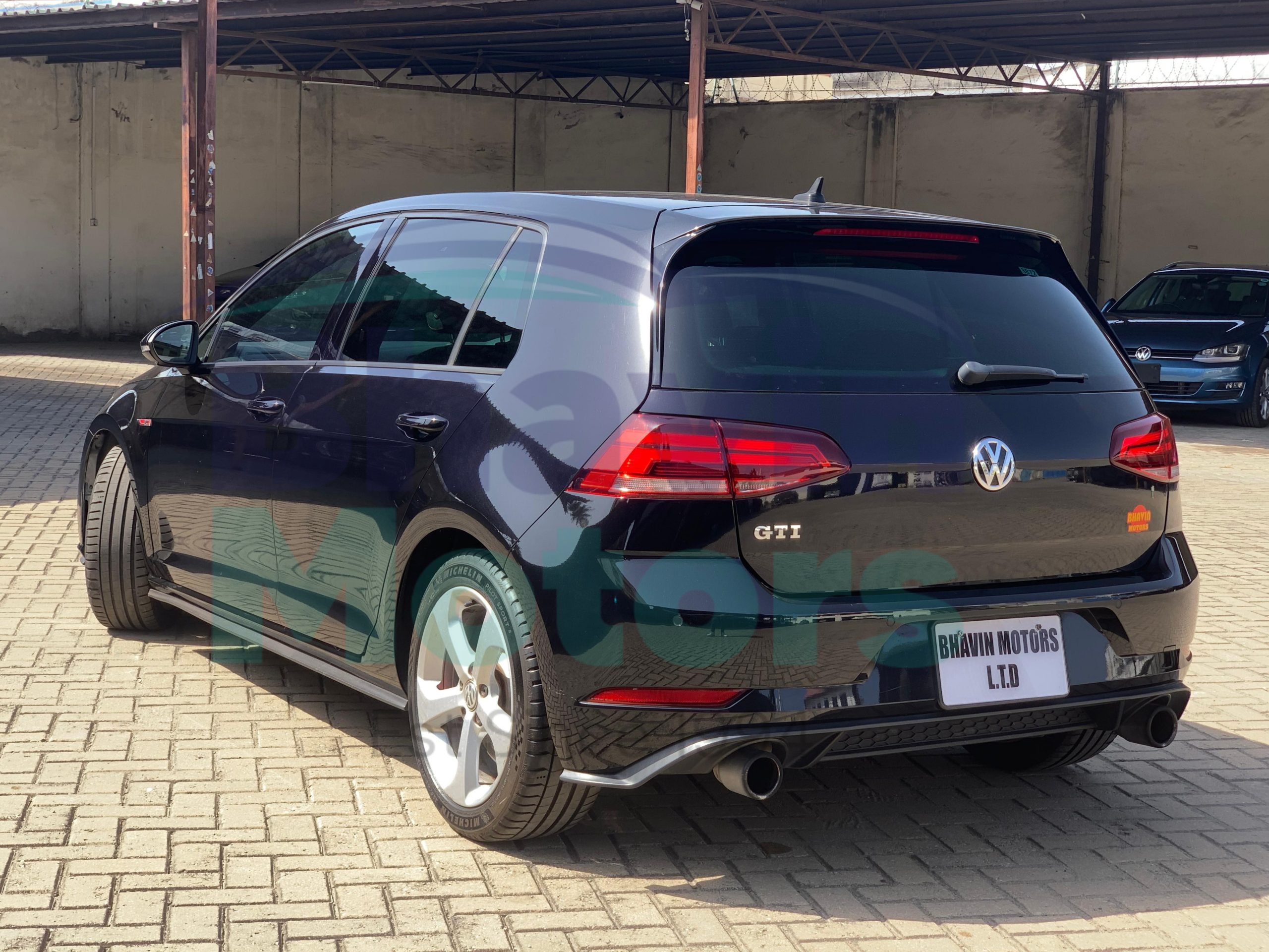 GridArt_20250107_104538389