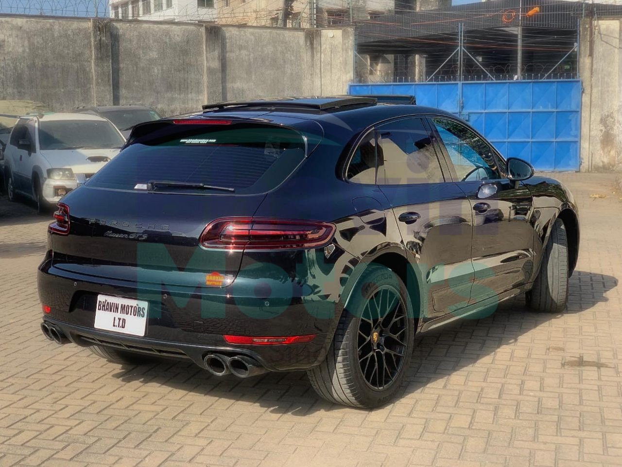 GridArt_20250113_070757338