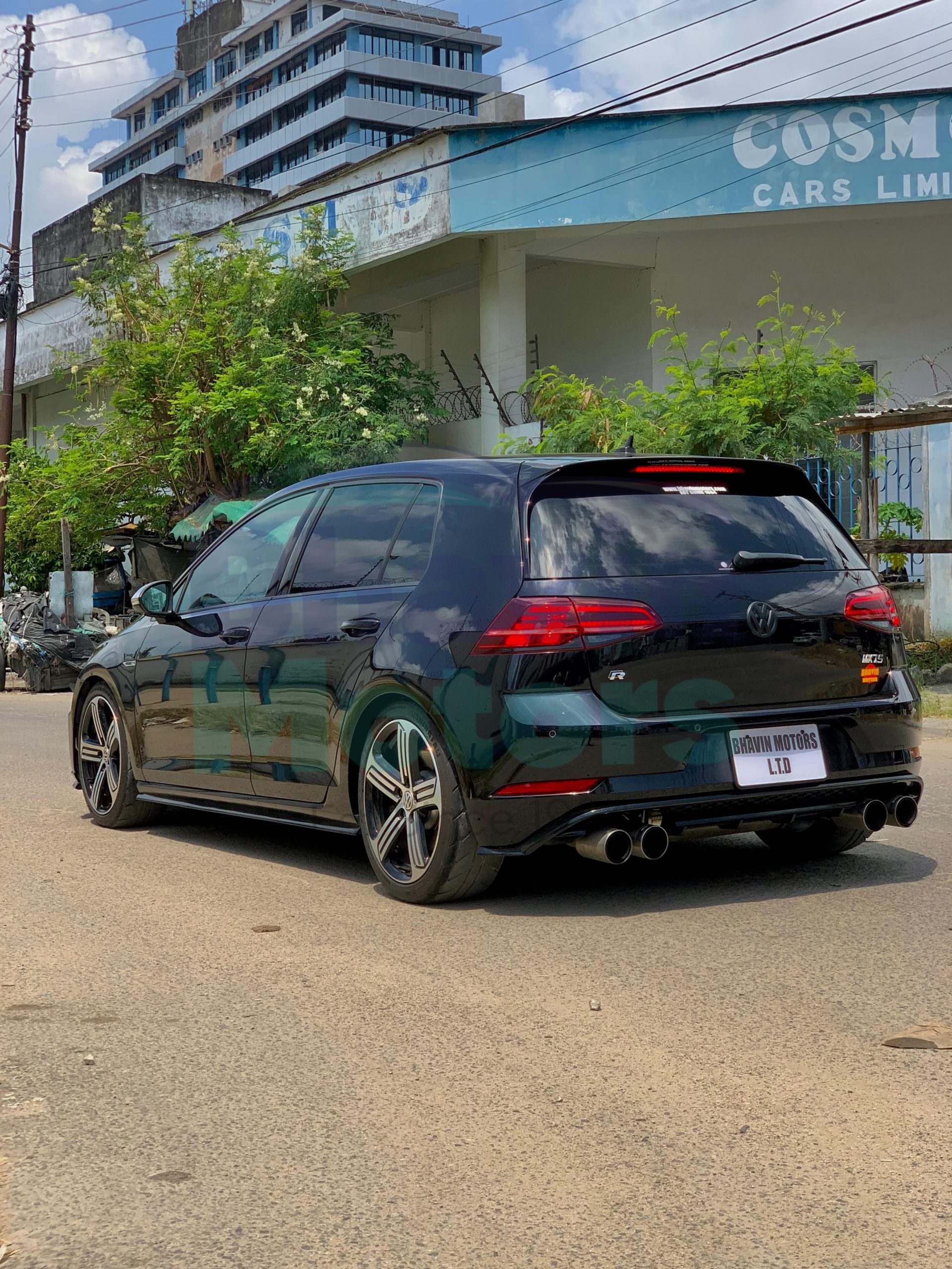 GridArt_20250113_071543408