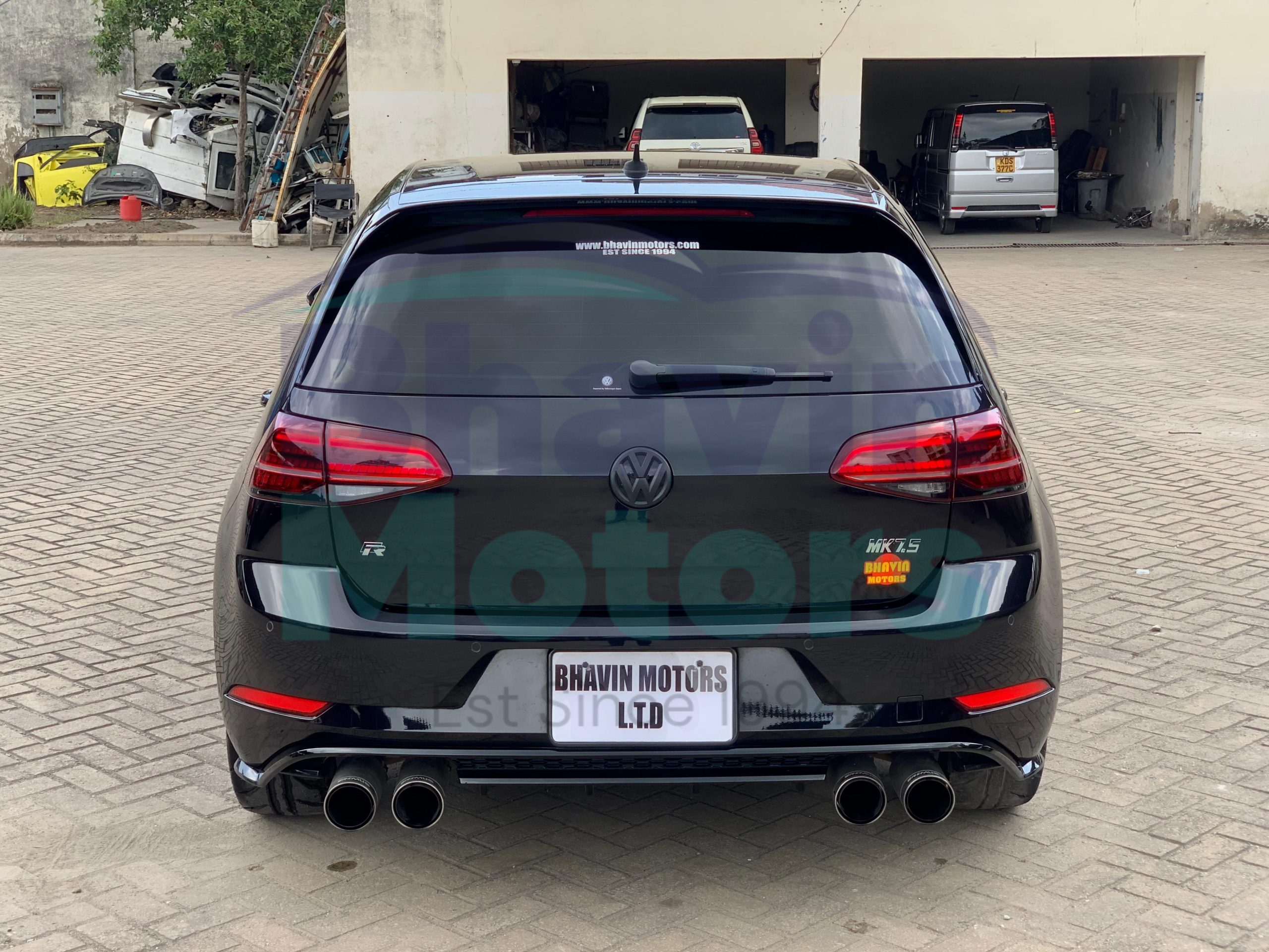 GridArt_20250113_071647173