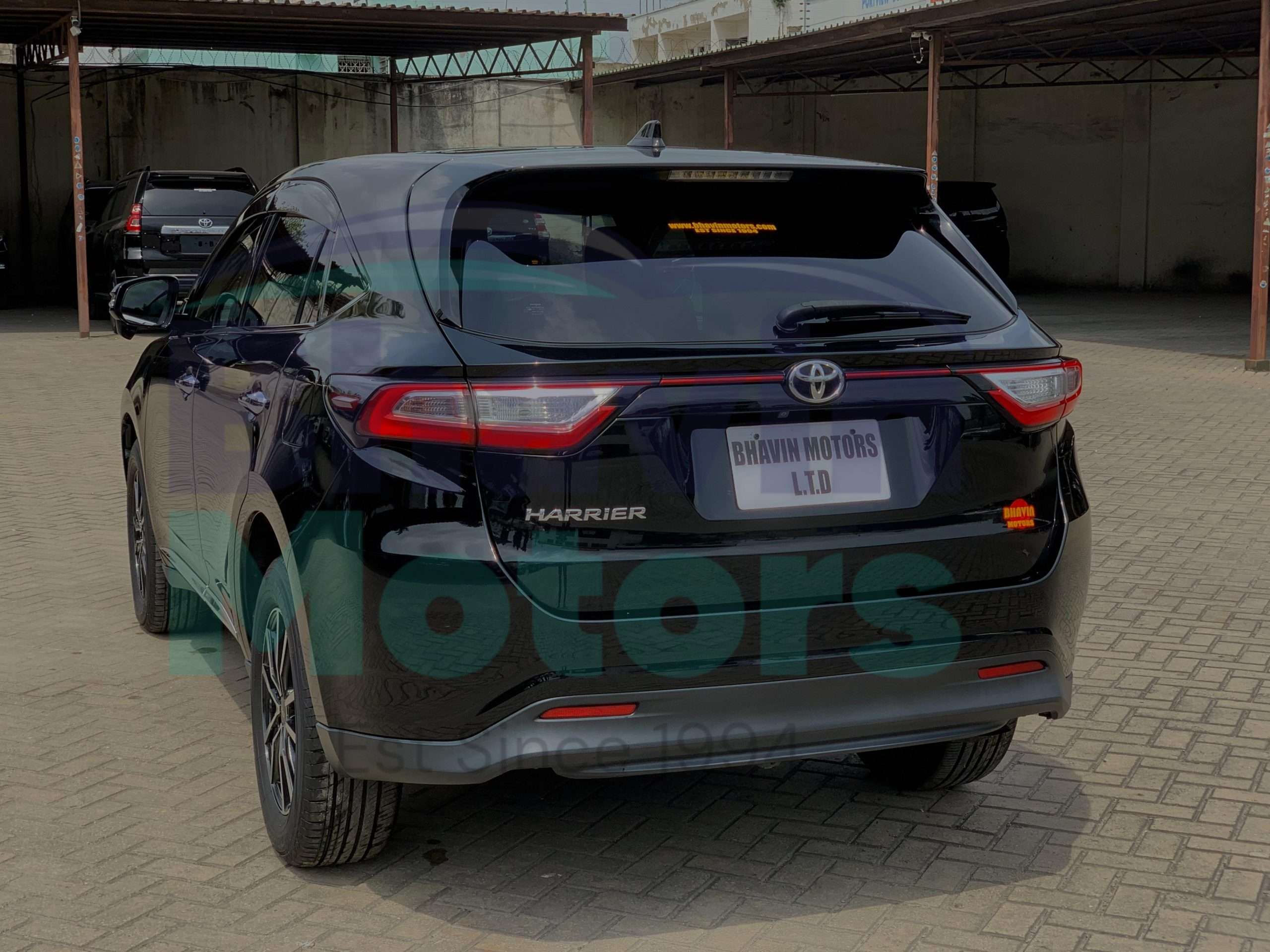 GridArt_20250115_094223745