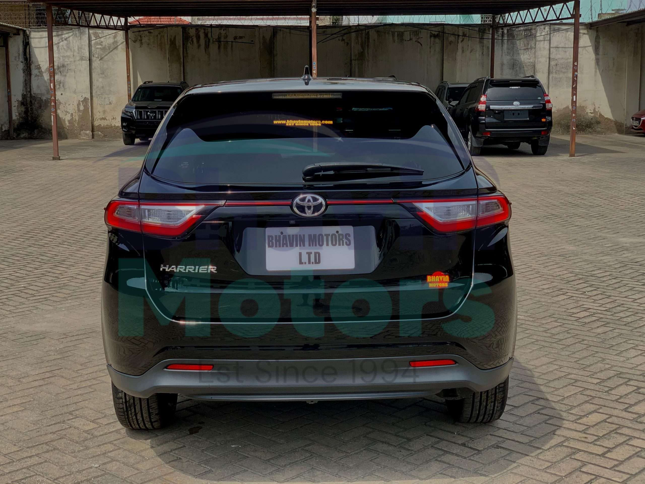 GridArt_20250115_094240706