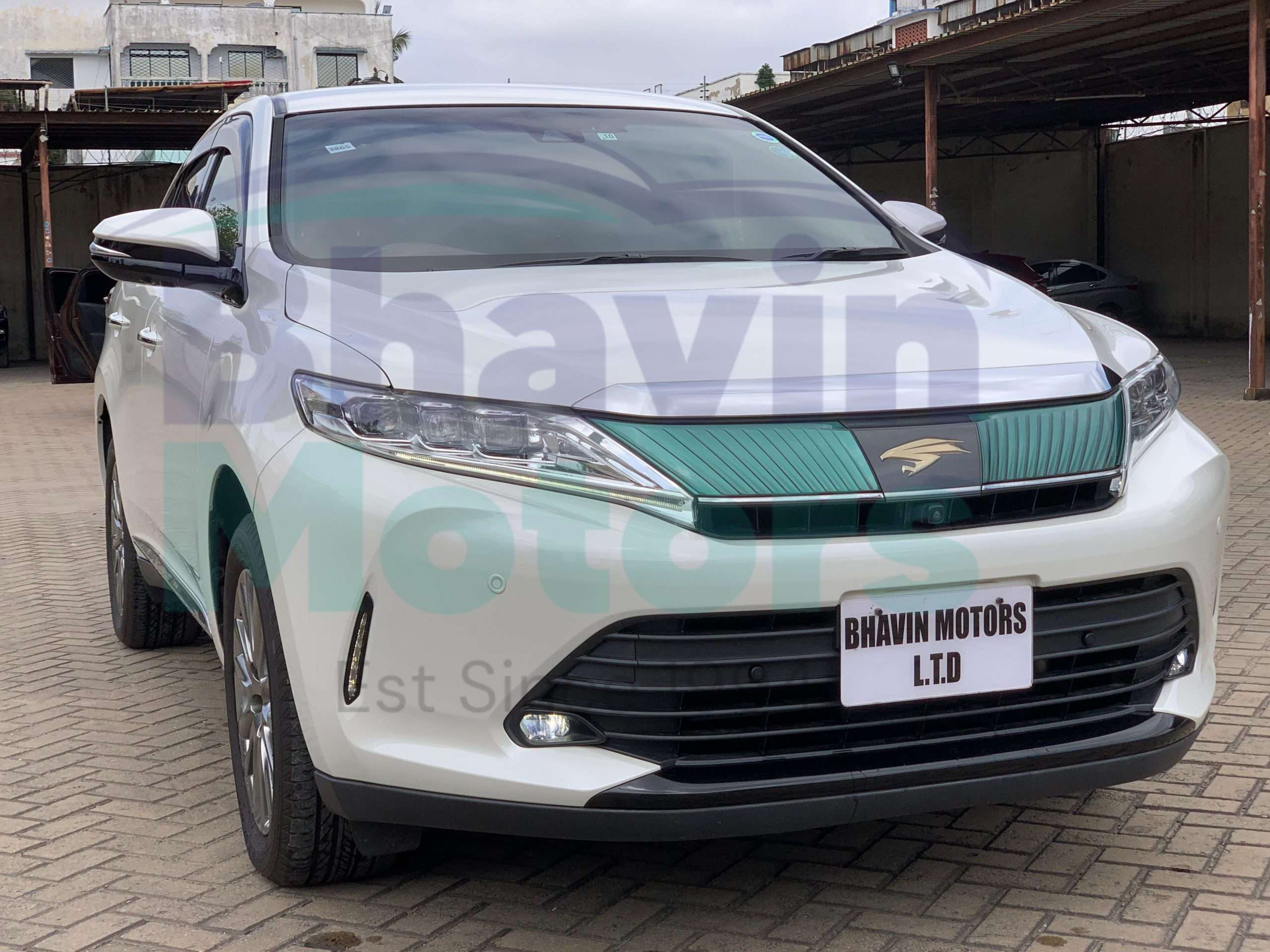 GridArt_20250120_133020273