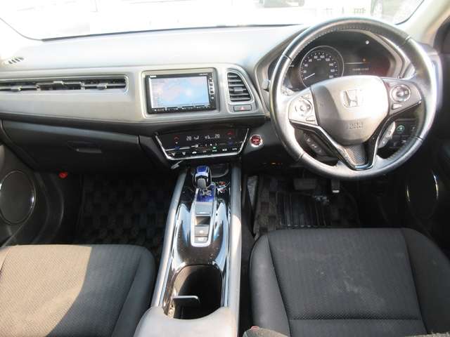 18 Vezel(481)black-08