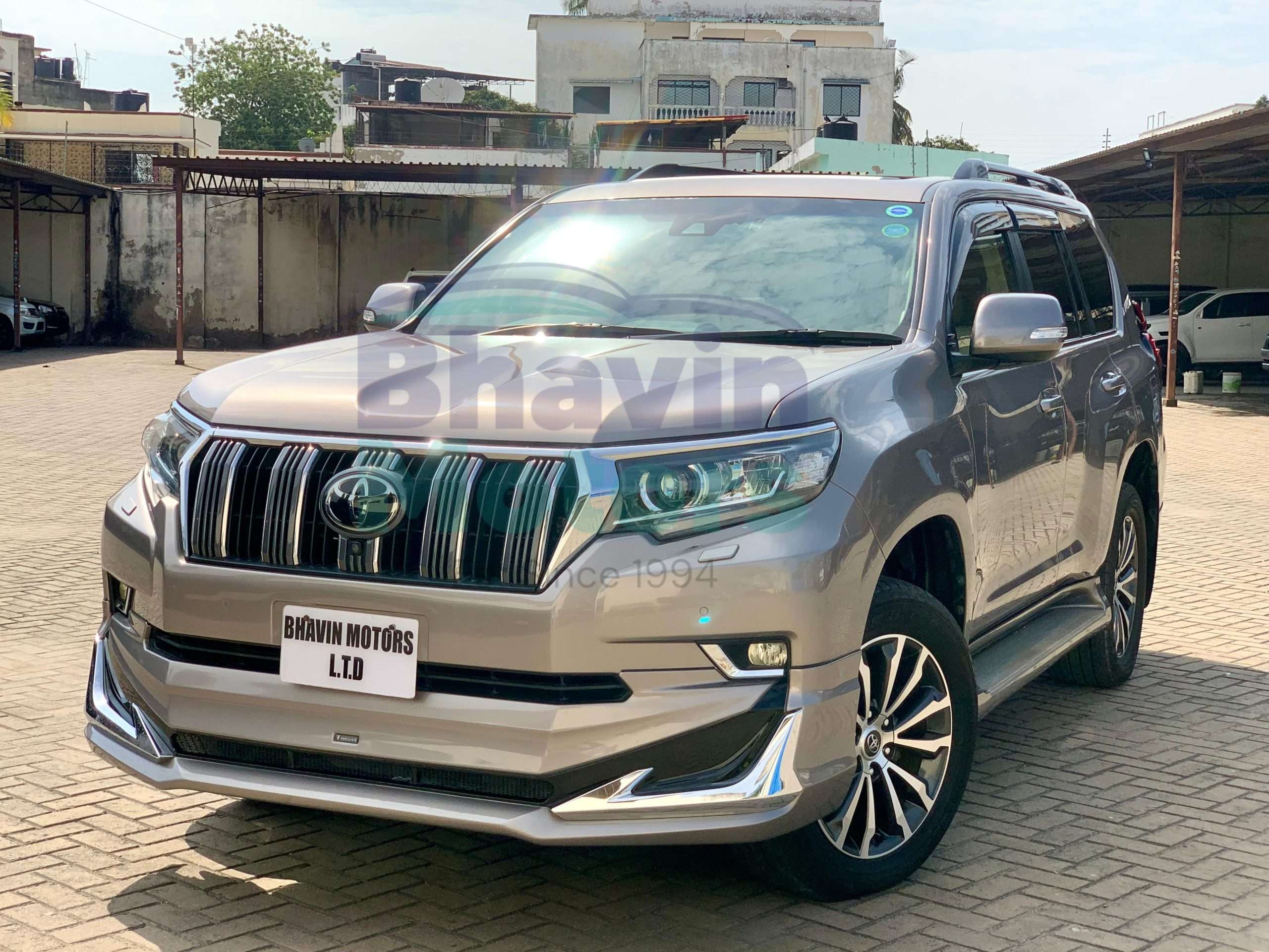 GridArt_20250201_112438323