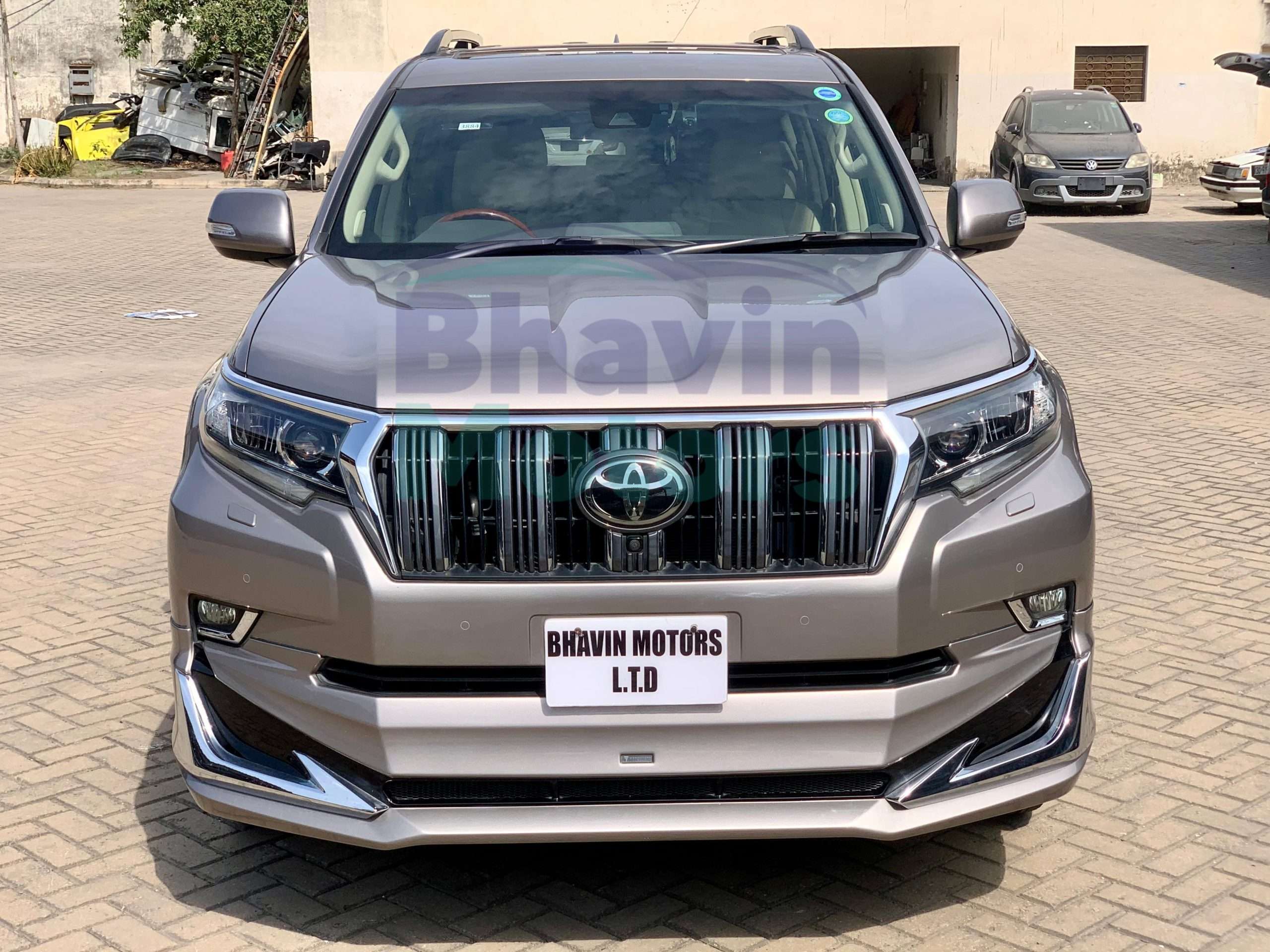 GridArt_20250201_112609014