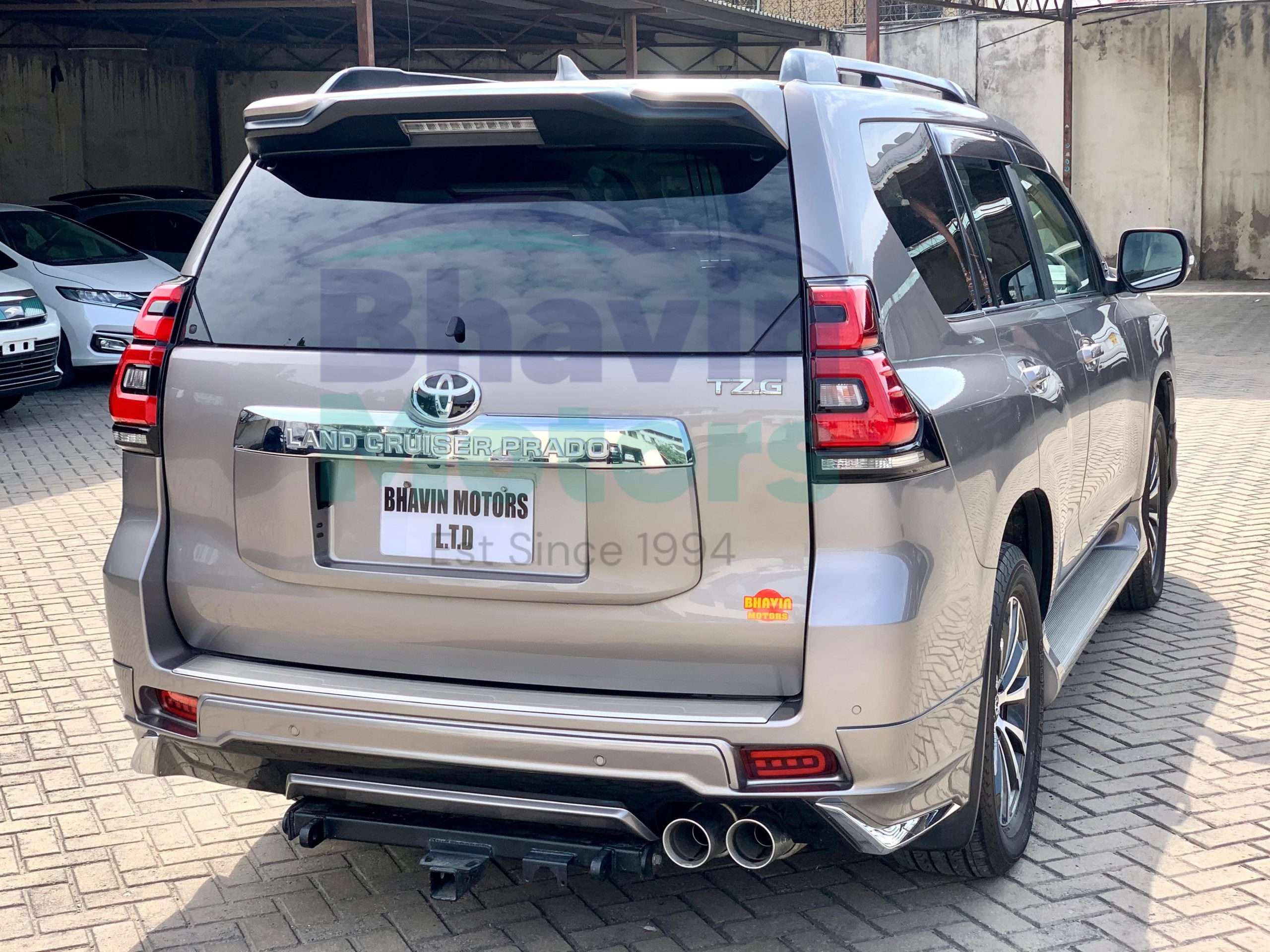 GridArt_20250201_112918474