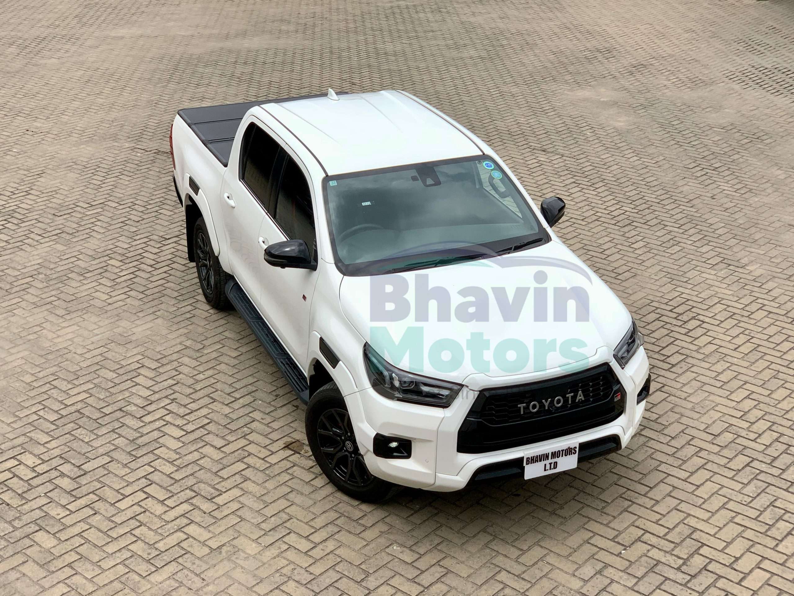 GridArt_20250206_142054507