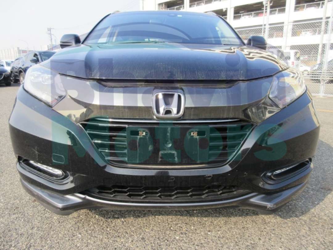 GridArt_20250208_104607657