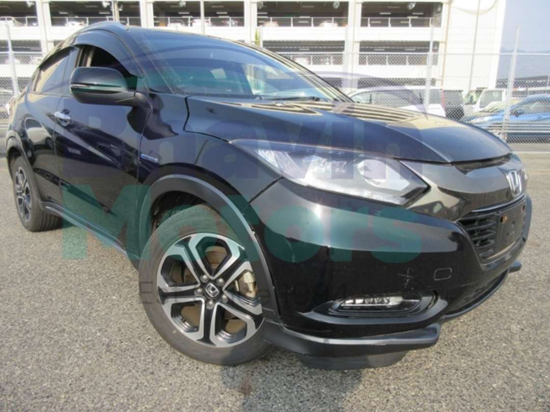 GridArt_20250208_104625662