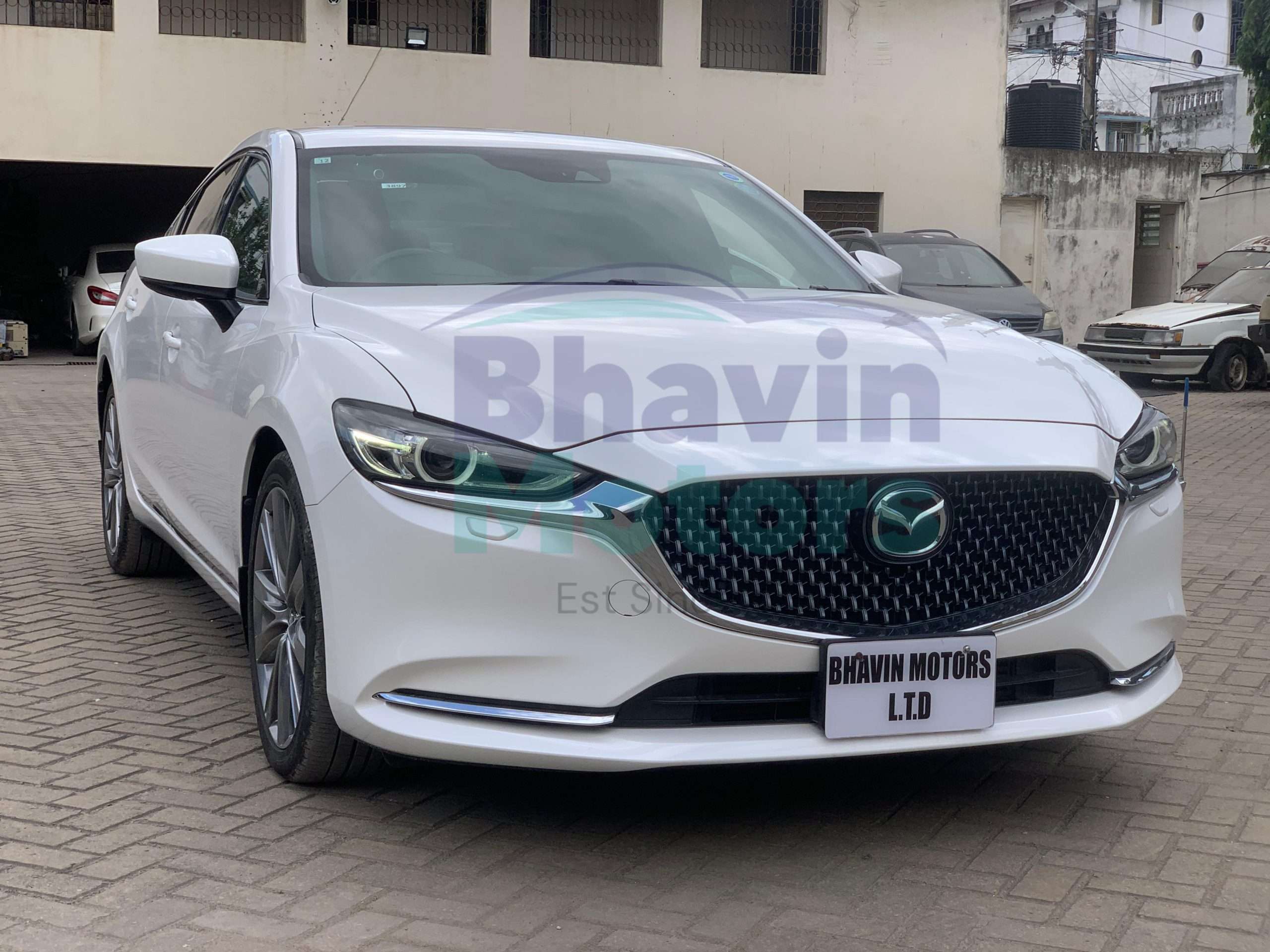 GridArt_20250211_140413635