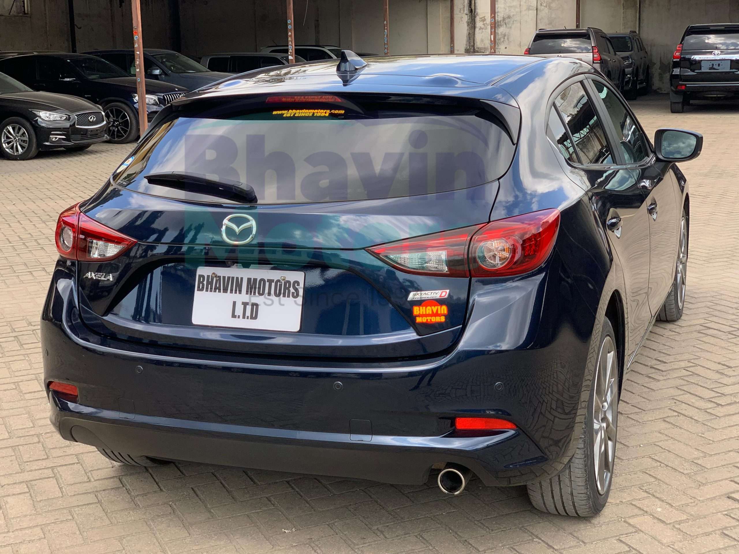 GridArt_20250211_145233320