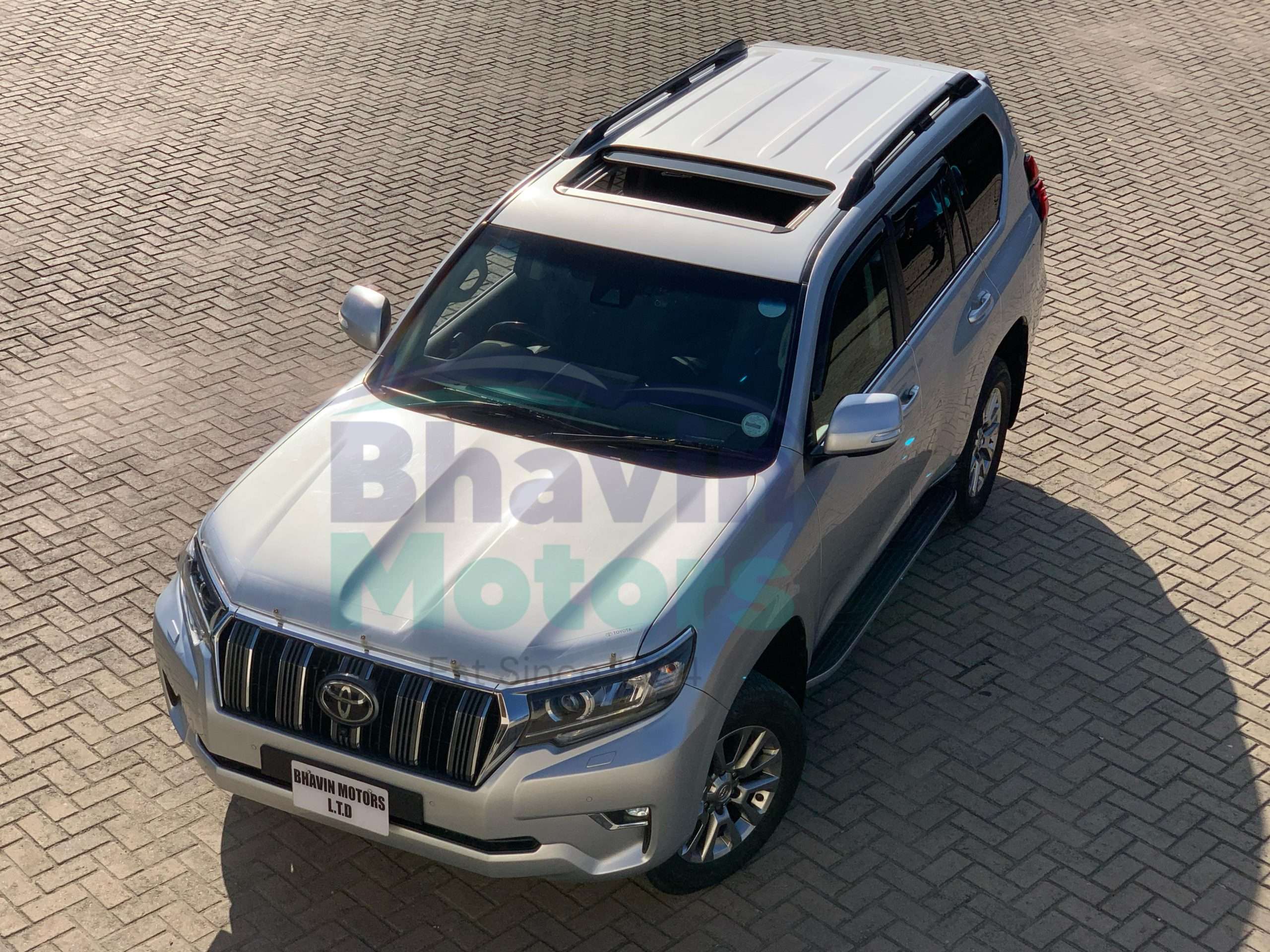 GridArt_20250213_133558132