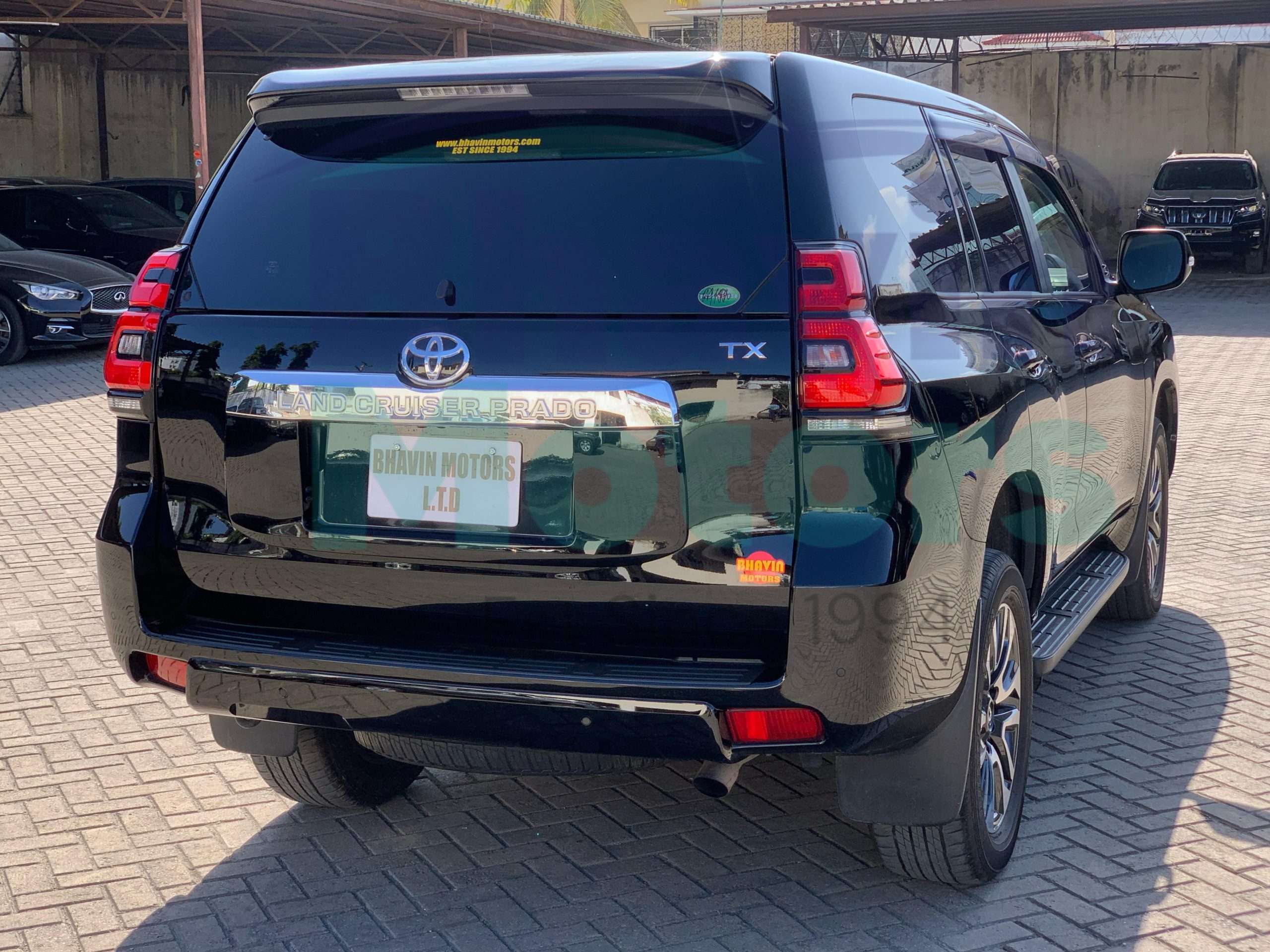 GridArt_20250218_113548929