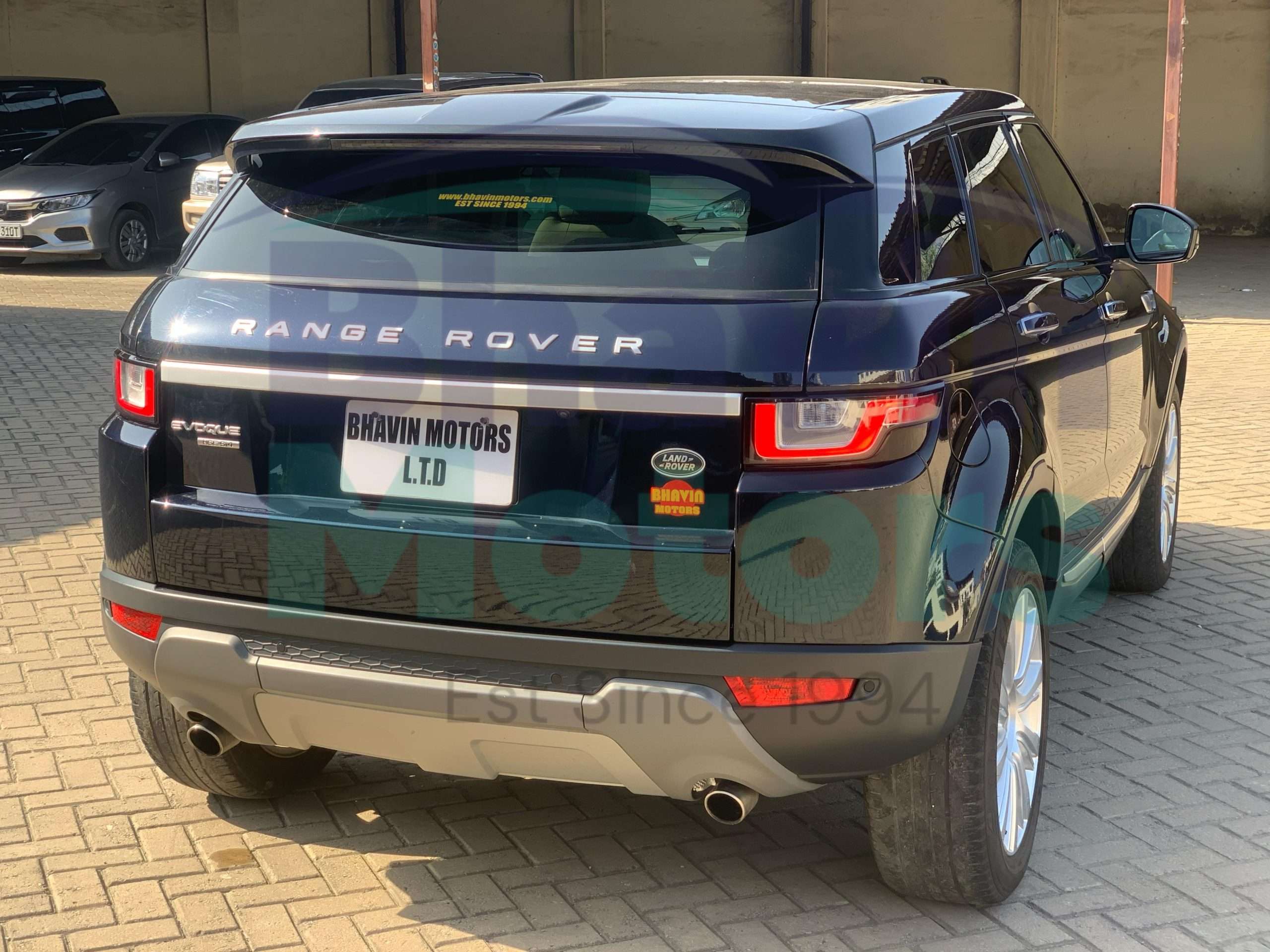 GridArt_20250220_095513415