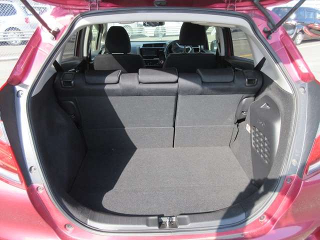 18 Fit HV(170)red-06