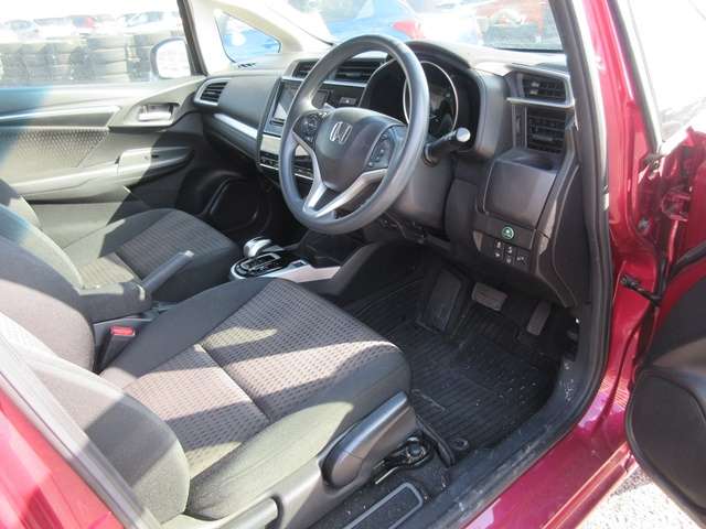 18 Fit HV(170)red-12