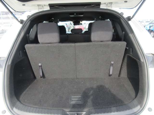 18 CX-8(965)pearl-08