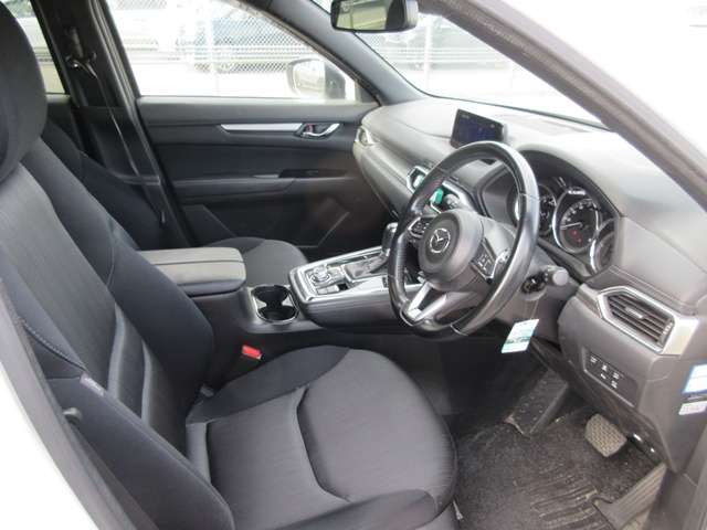 18 CX-8(965)pearl-17