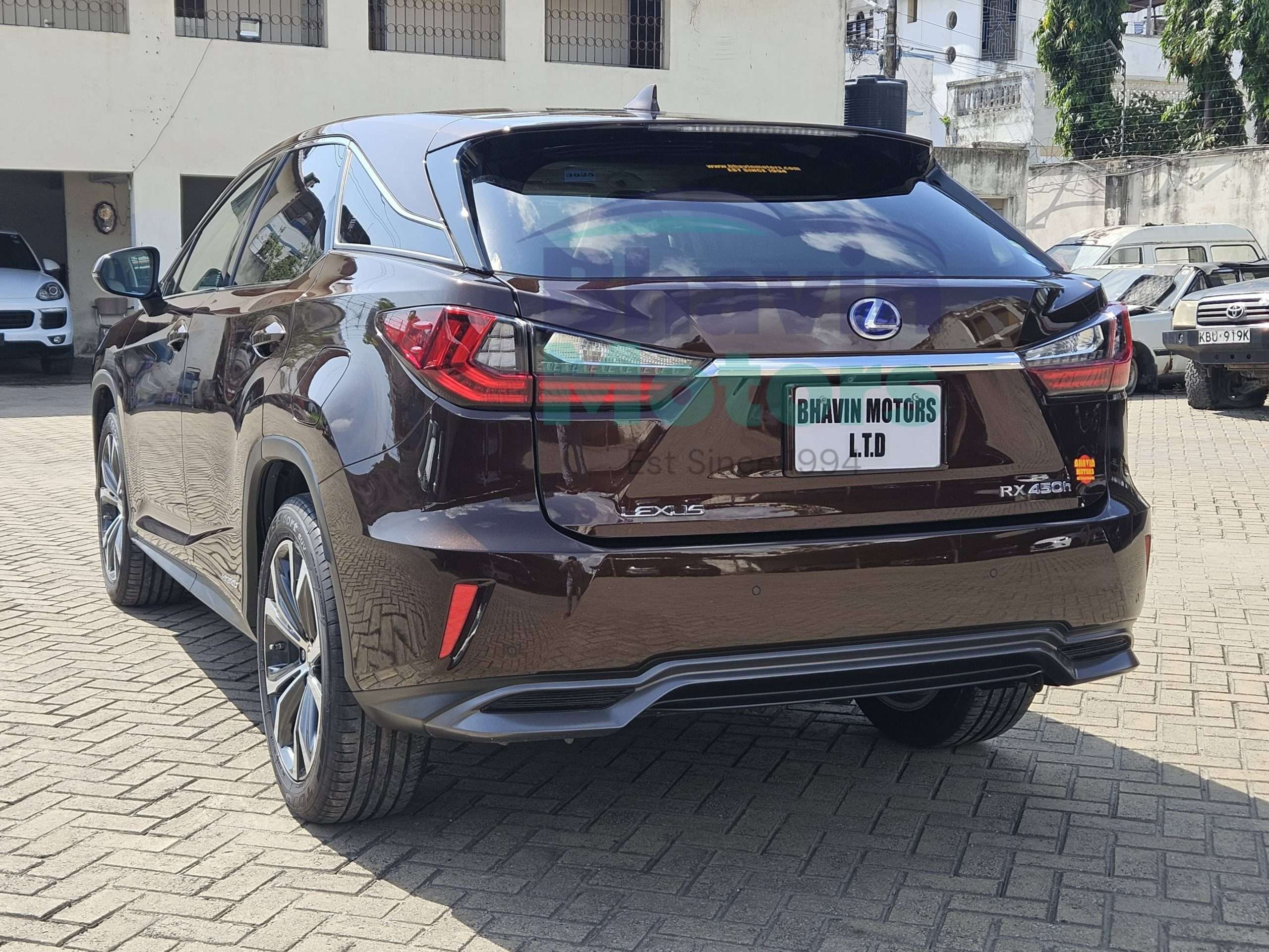 GridArt_20250407_145820266