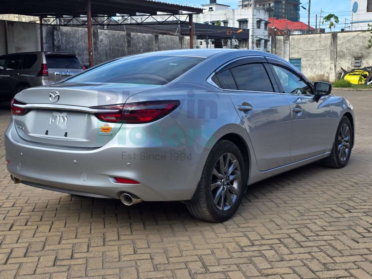 GridArt_20250416_094036698