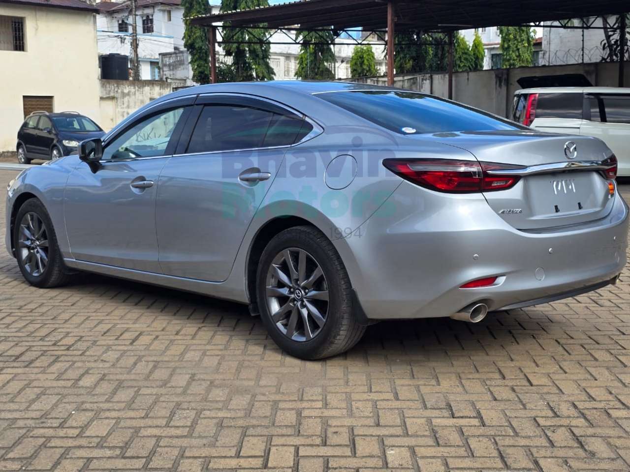 GridArt_20250416_094237080