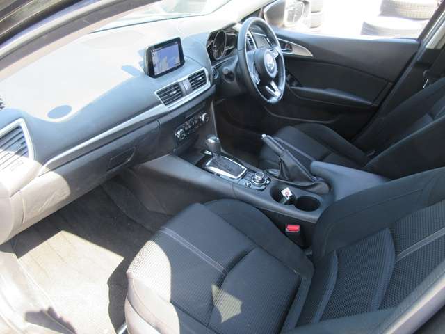 18 Axela Sport(406)grey-03