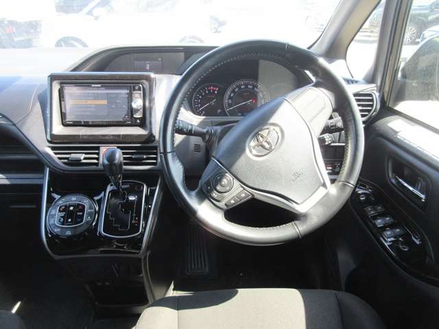 18 Esquire(467)black-08