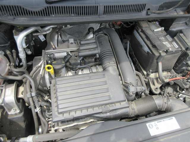 18 Golf Touran(853)black-05