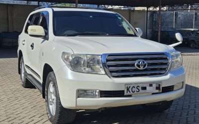 Toyota Land Cruiser V8 ( KCS) Sold