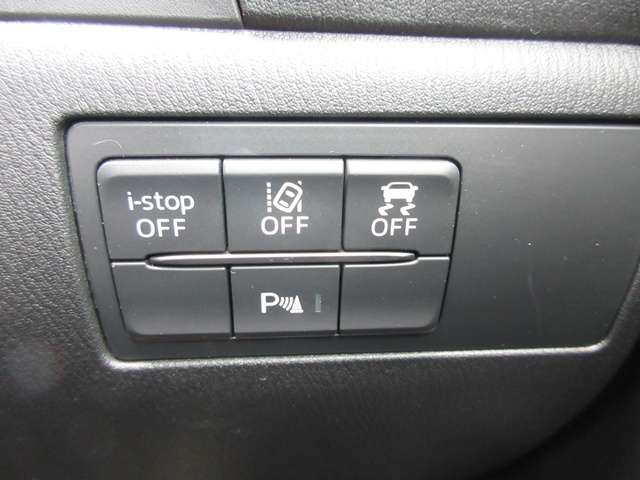 18 Axela Sport(934)red-23