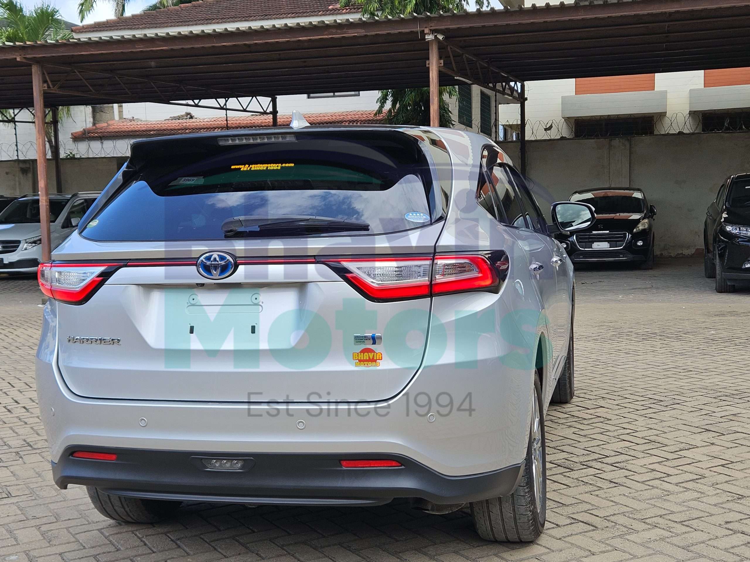 GridArt_20250627_155641615