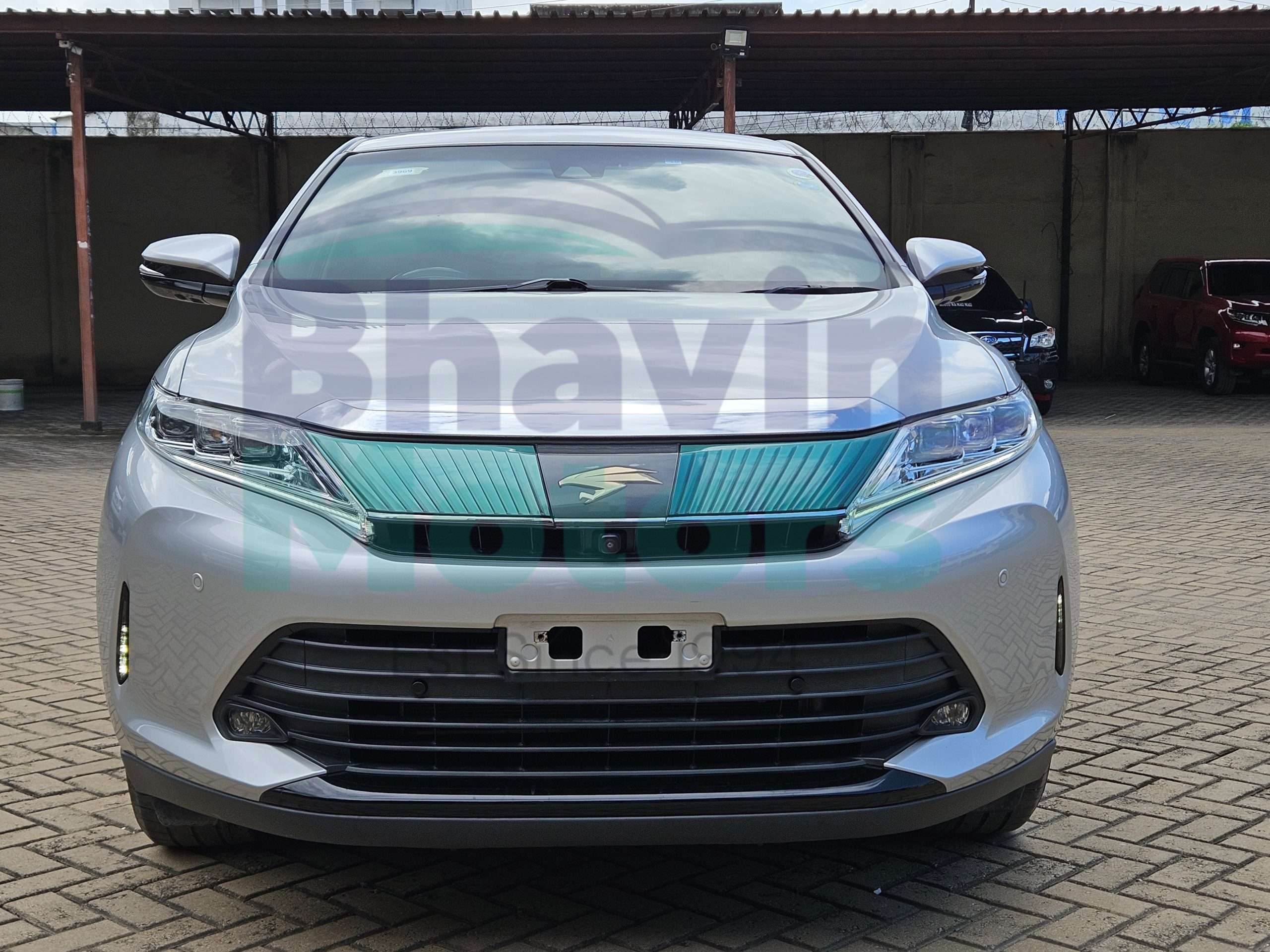 GridArt_20250627_155737764