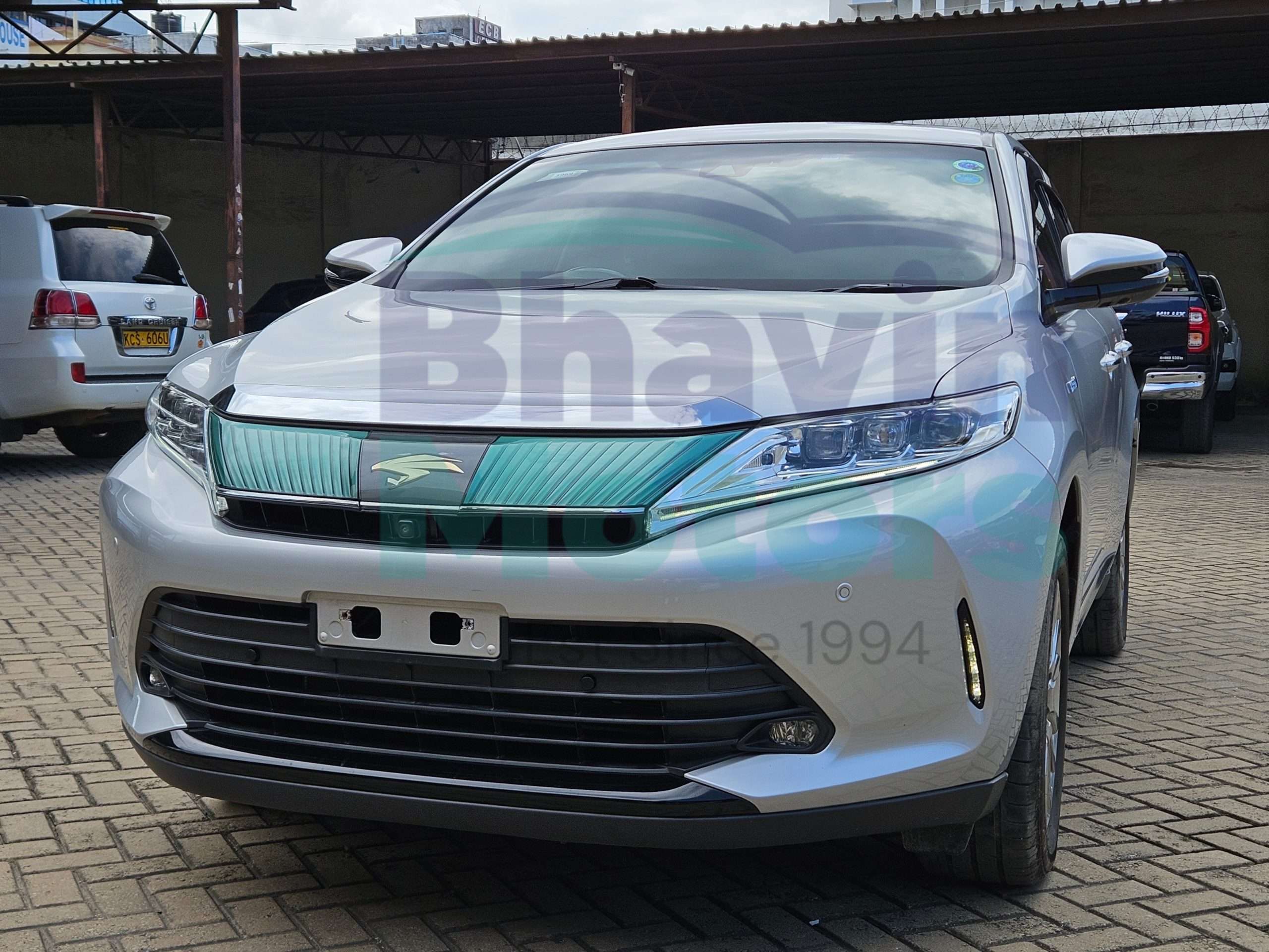 GridArt_20250627_155752883