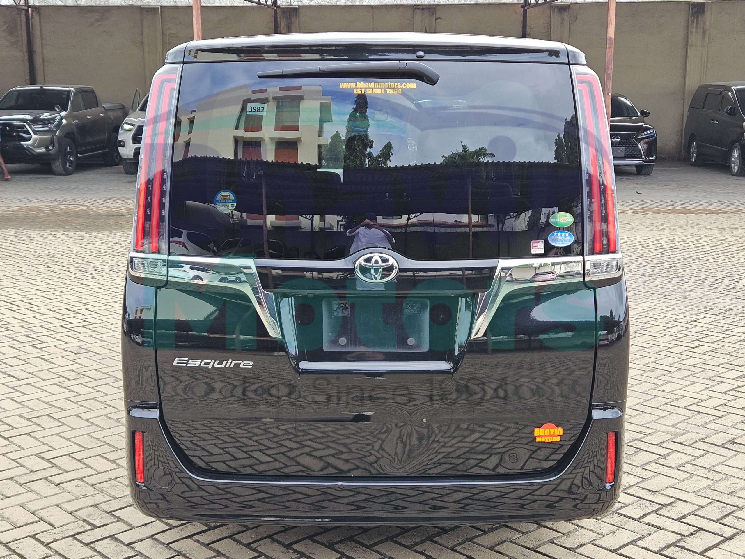 GridArt_20250704_085601114