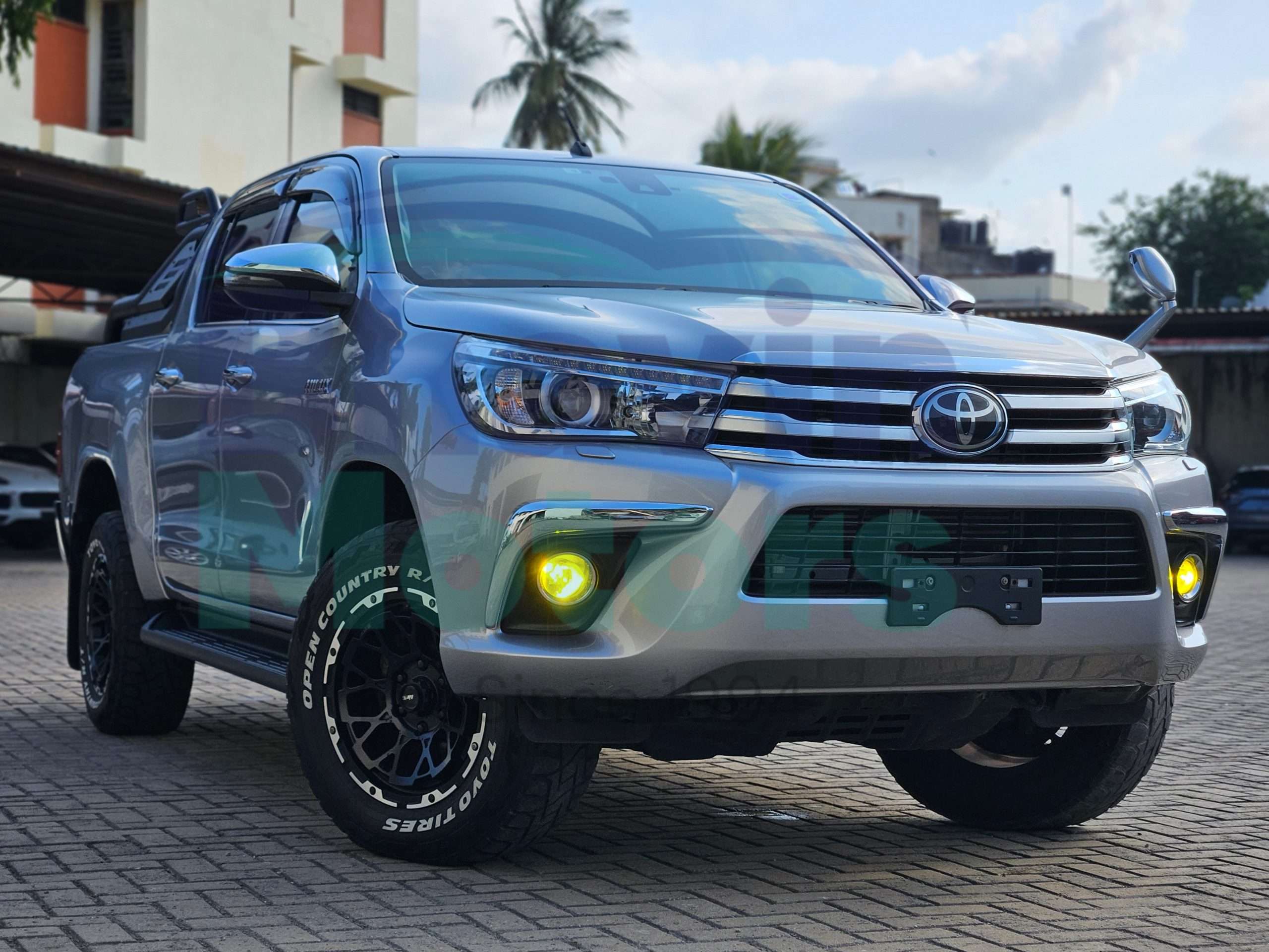 GridArt_20250724_002628406