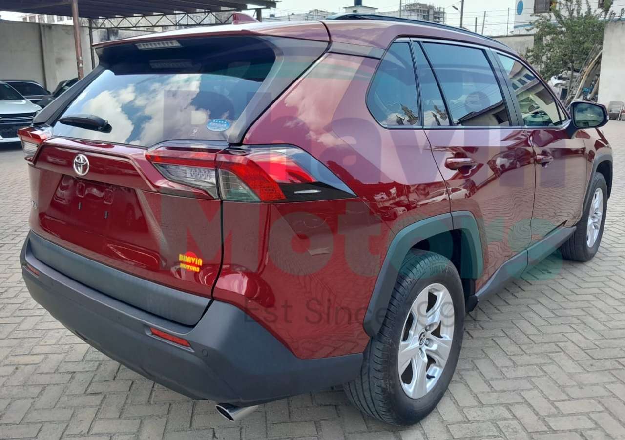 GridArt_20250731_133134969