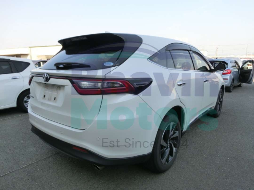 GridArt_20250806_094826527