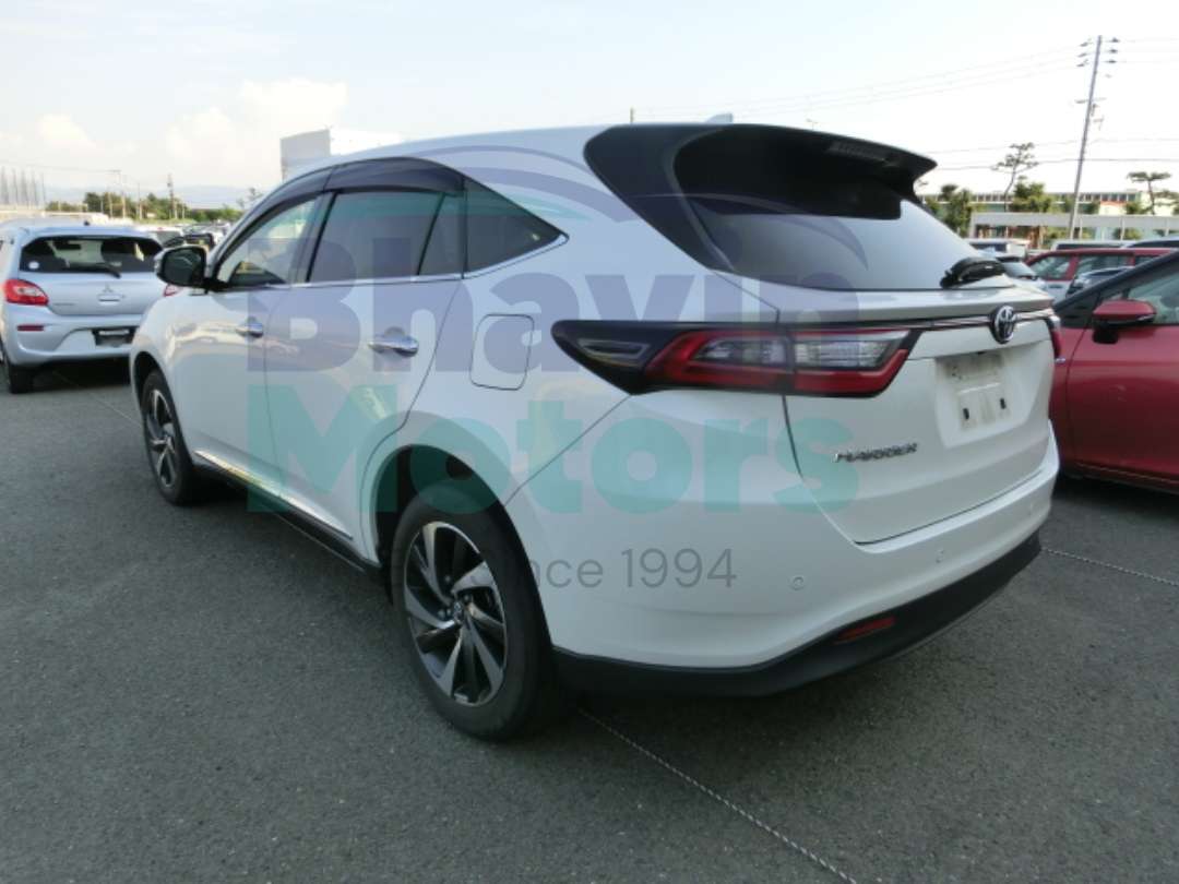 GridArt_20250806_094915684