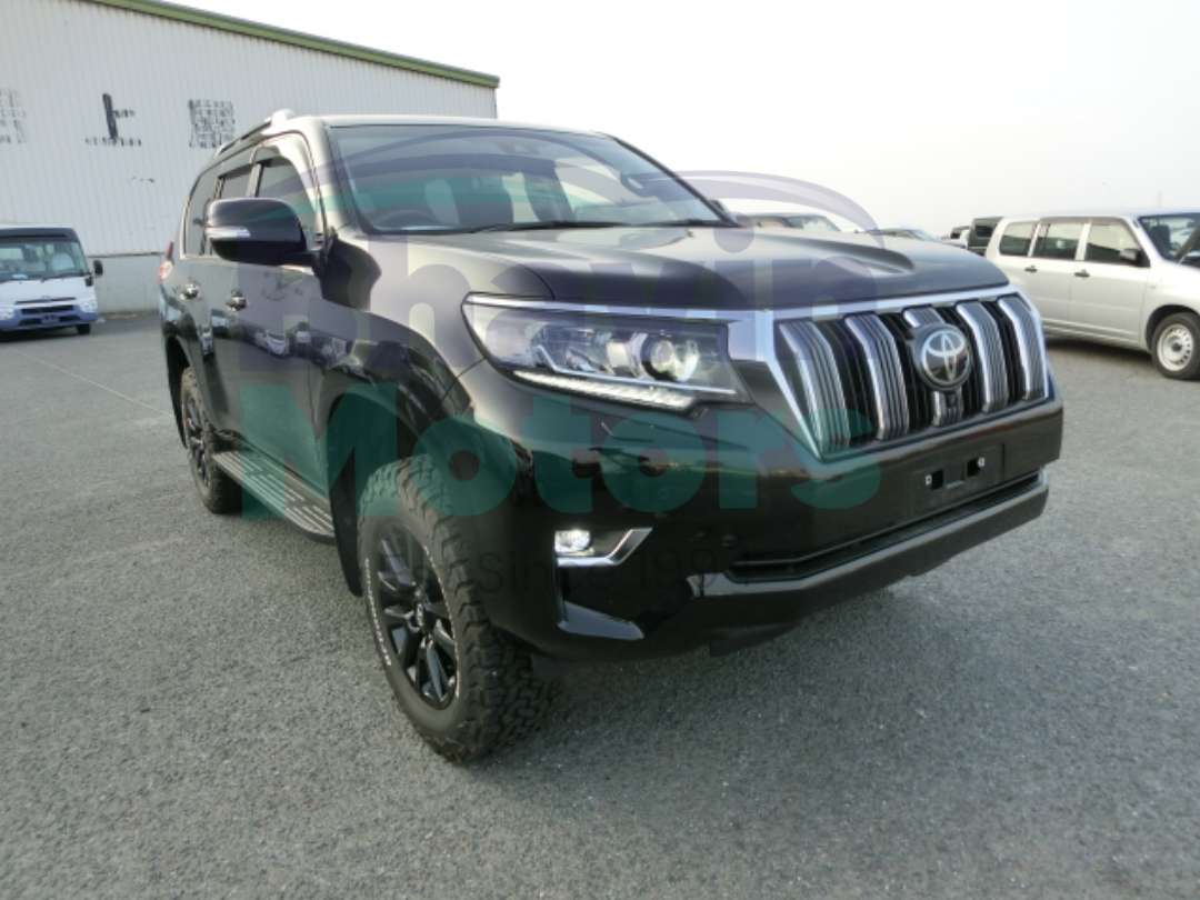 GridArt_20250806_095152210